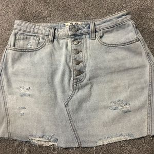 We the Free- Free People Jean distressed mini skirt size 30